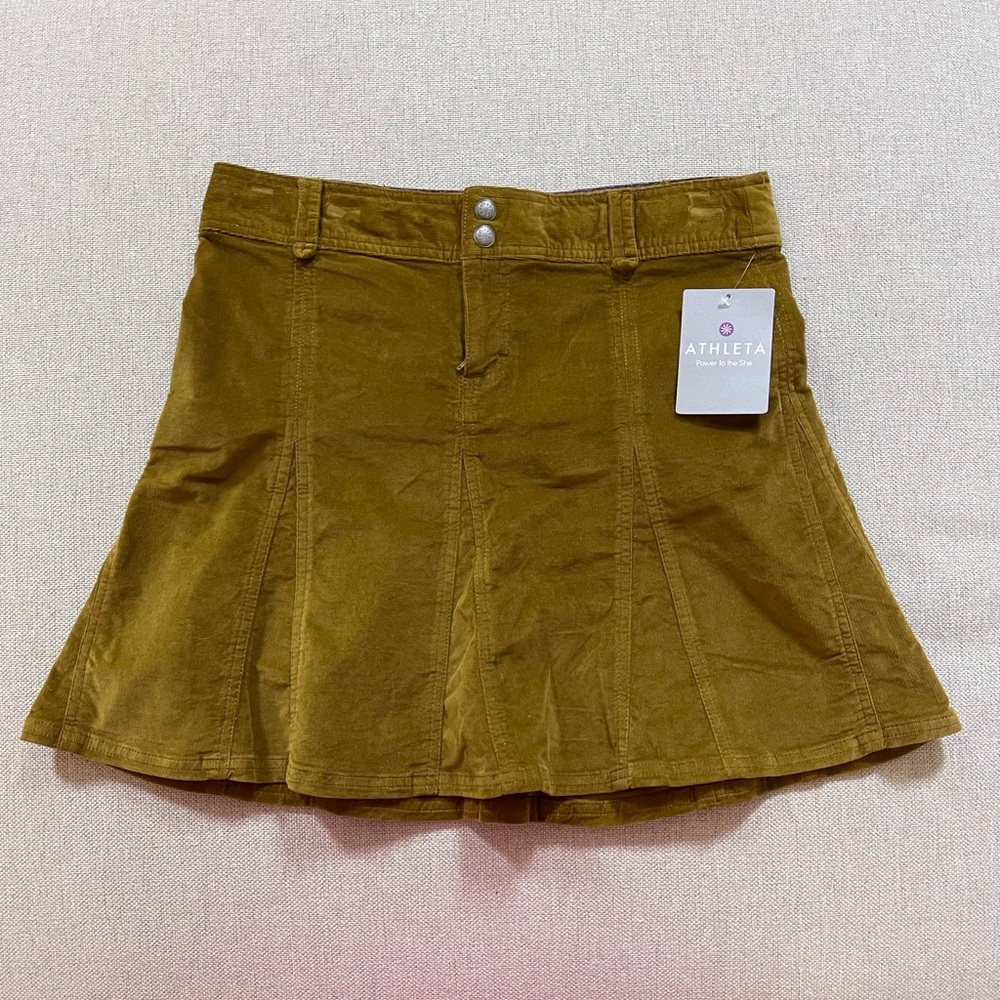 NWT Athleta Whenever Cord skirt in size 6P